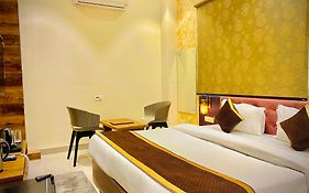 Hotel Tulsi Grand Inn